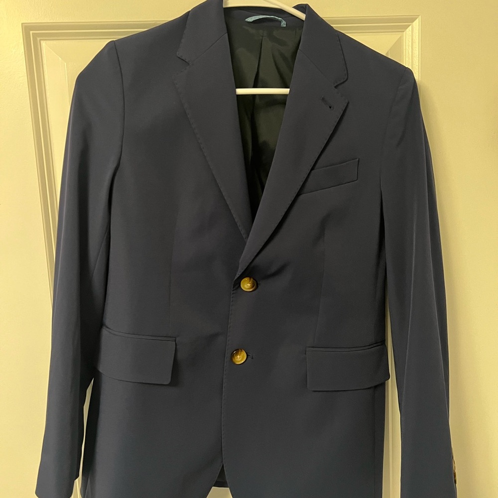 Boys (14) Vineyard Vines Blue Blazer with Notched Lapels and Tailored Fit. EUC